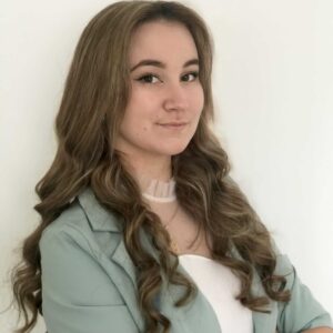 Emma Saintot
